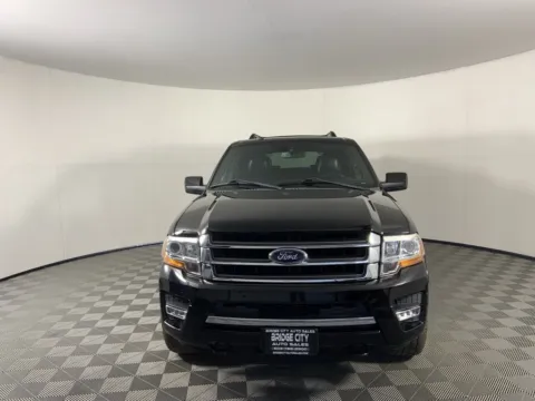 More photos of 2017 Ford Expedition Limited at Bridge City Auto Sales Luxury Used Cars Portland, OR