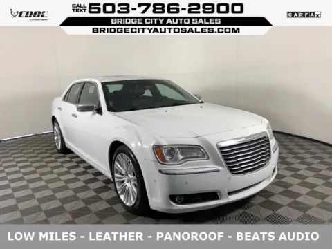 White 2014 Chrysler 300 C for sale in Milwaukie, OR