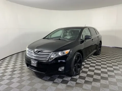 More photos of 2011 Toyota Venza at Bridge City Auto Sales Luxury Used Cars Portland, OR