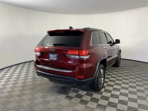 Another view of 2022 Jeep Grand Cherokee WK Limited for sale in Milwaukie, OR at Bridge City Auto Sales Luxury Used Cars Portland