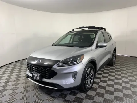 More photos of 2020 Ford Escape SEL at Bridge City Auto Sales Luxury Used Cars Portland, OR