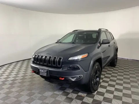 More photos of 2017 Jeep Cherokee Trailhawk at Bridge City Auto Sales Luxury Used Cars Portland, OR