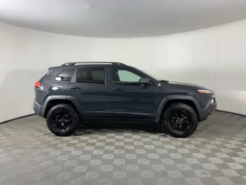Photos of 2017 Jeep Cherokee Trailhawk for sale in Milwaukie, OR at Bridge City Auto Sales Luxury Used Cars Portland