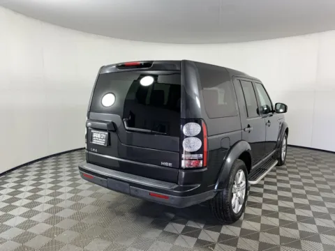 Another view of 2015 Land Rover LR4 HSE for sale in Milwaukie, OR at Bridge City Auto Sales Luxury Used Cars Portland