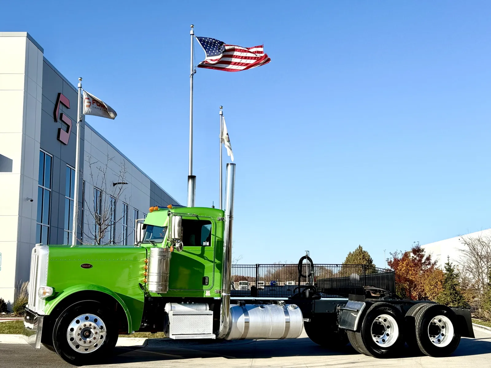 2016 PETERBILT 389 for sale in New Lenox, IL