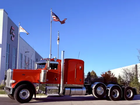 2022 PETERBILT 389 for sale in New Lenox, IL