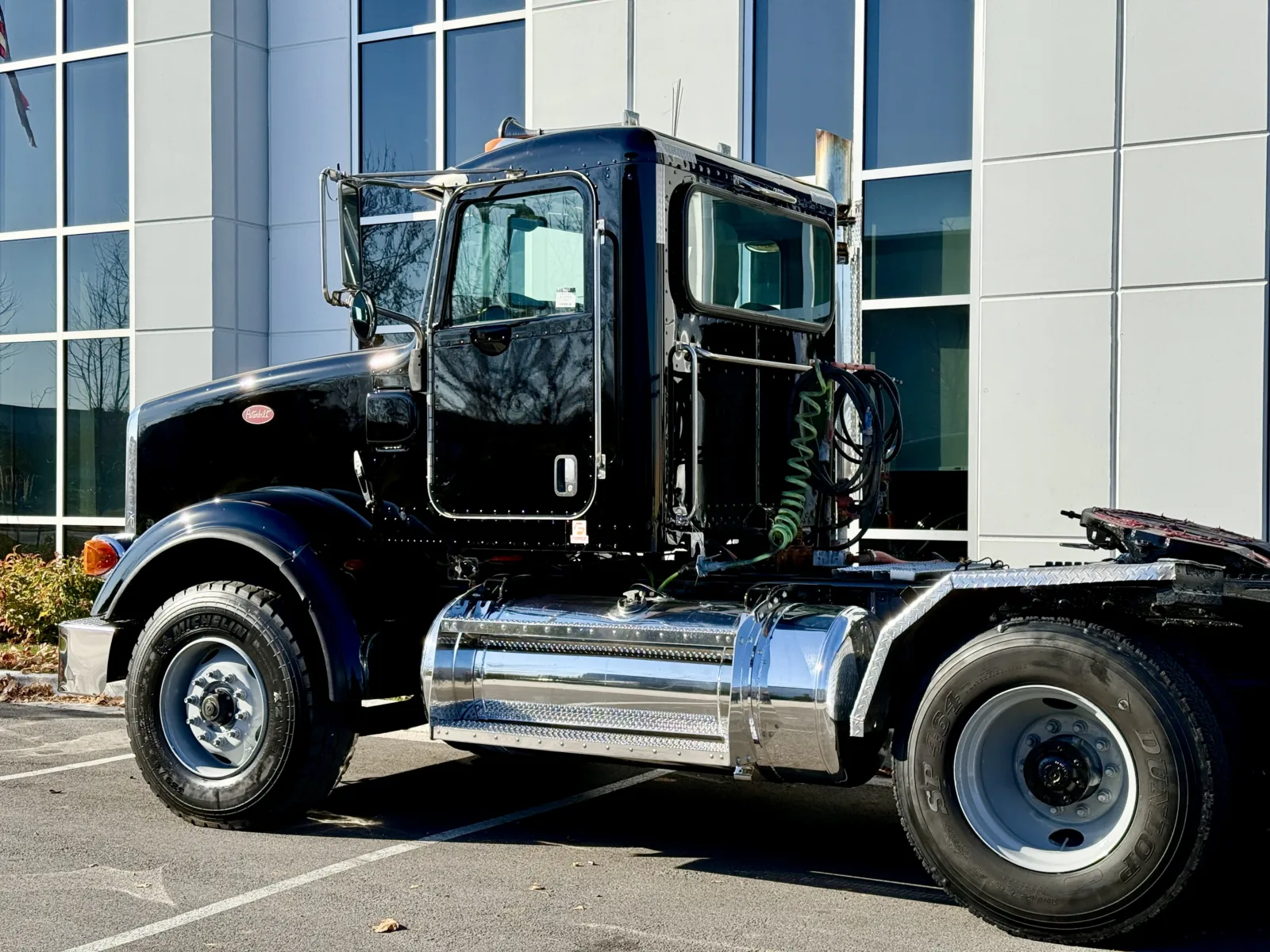 2008 Peterbilt - image 8