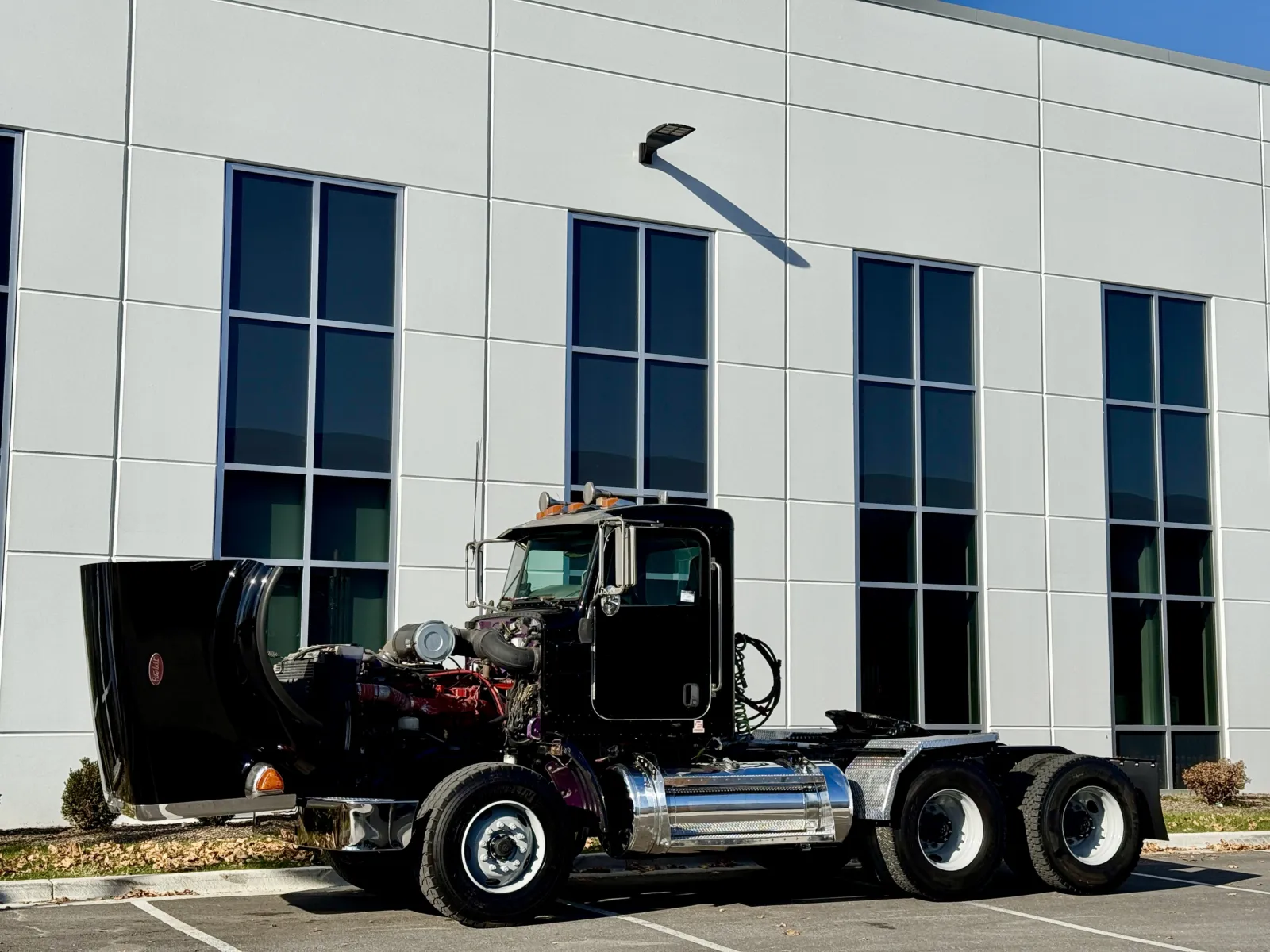 2008 Peterbilt - image 10