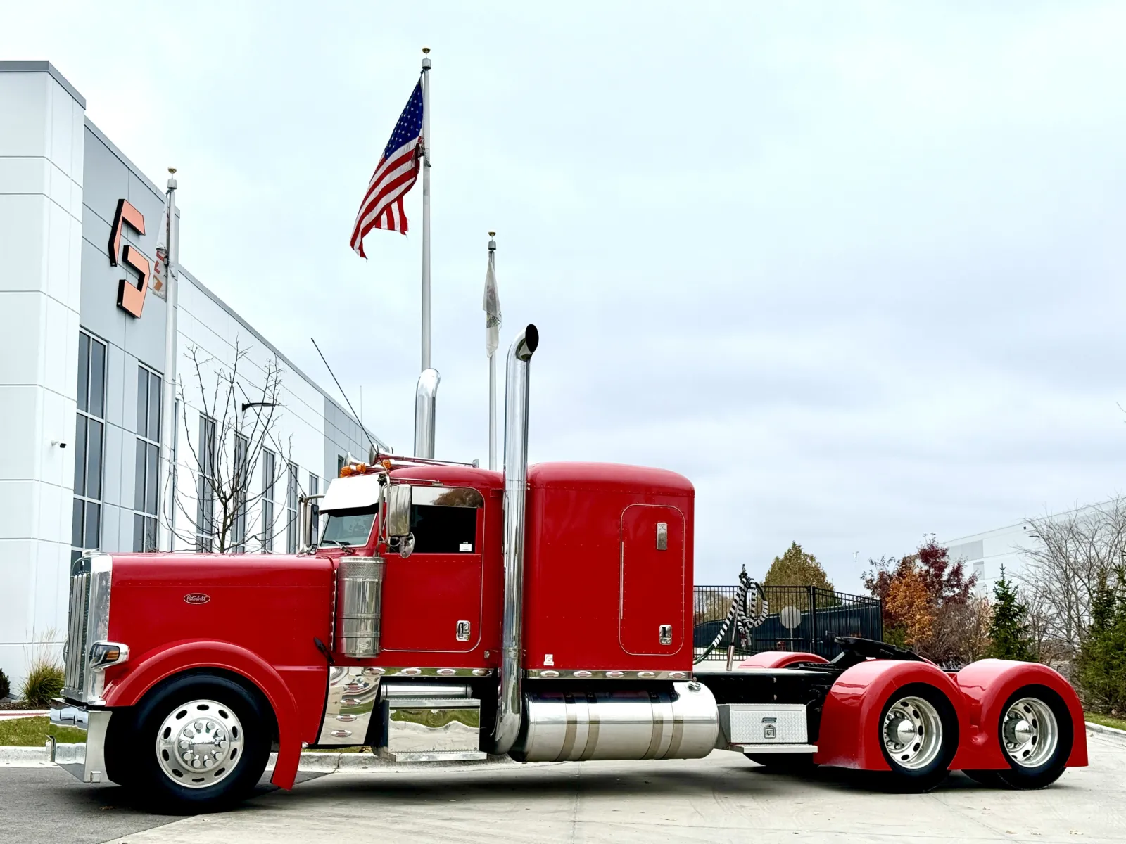 2015 PETERBILT 389 for sale in New Lenox, IL