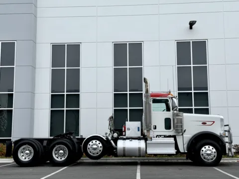 Another view of 2023 PETERBILT 389 for sale in New Lenox, IL at Forge Truck Centers - Illinois