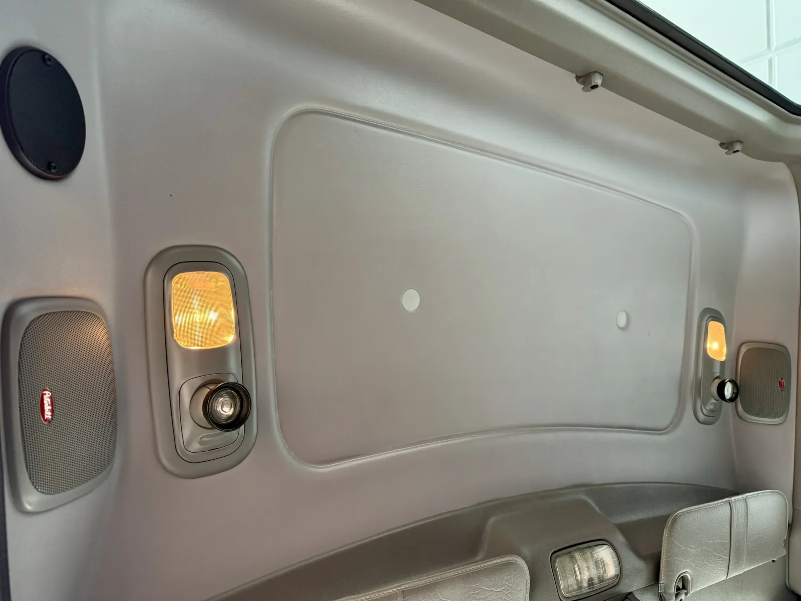 2023 Peterbilt 389 - image 21