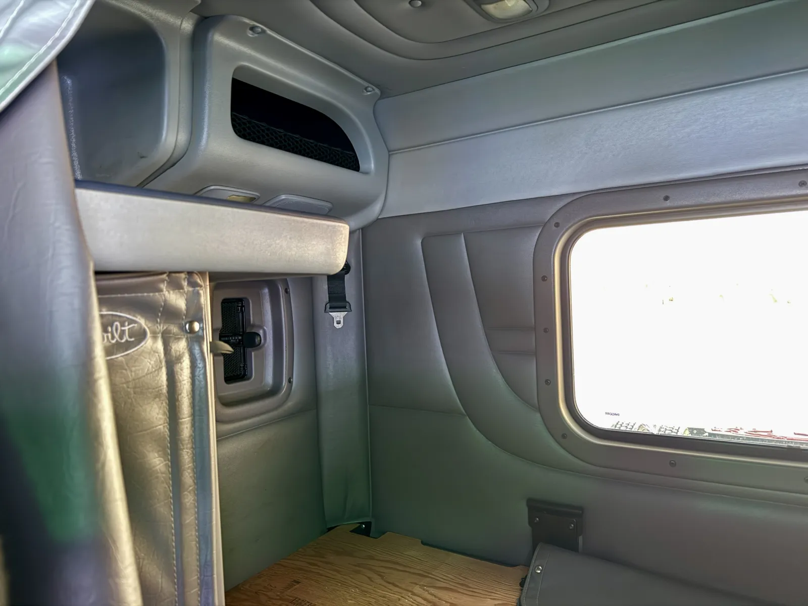 2019 Peterbilt 389 - image 22