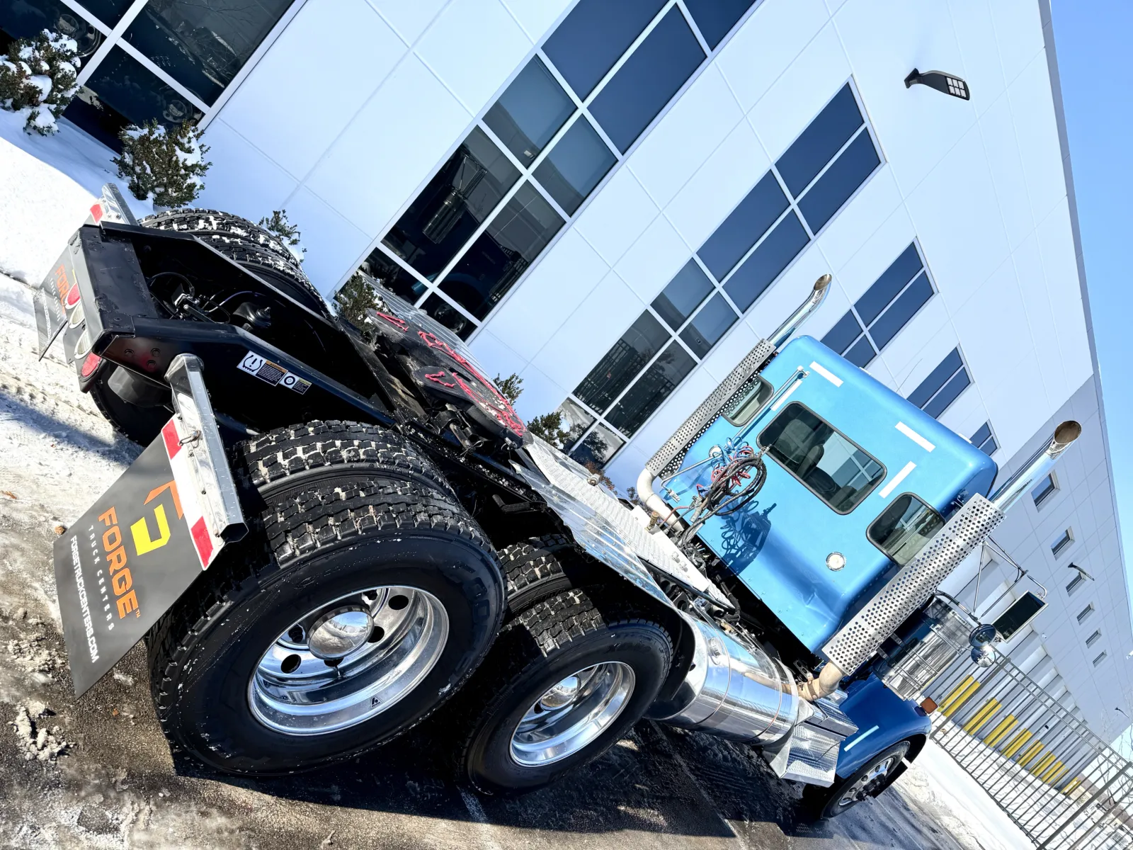 2020 Kenworth W900 - image 11