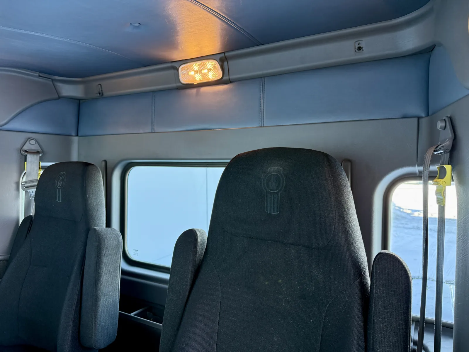 2020 Kenworth W900 - image 20