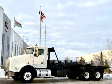 2008 KENWORTH T800 for sale in New Lenox, IL