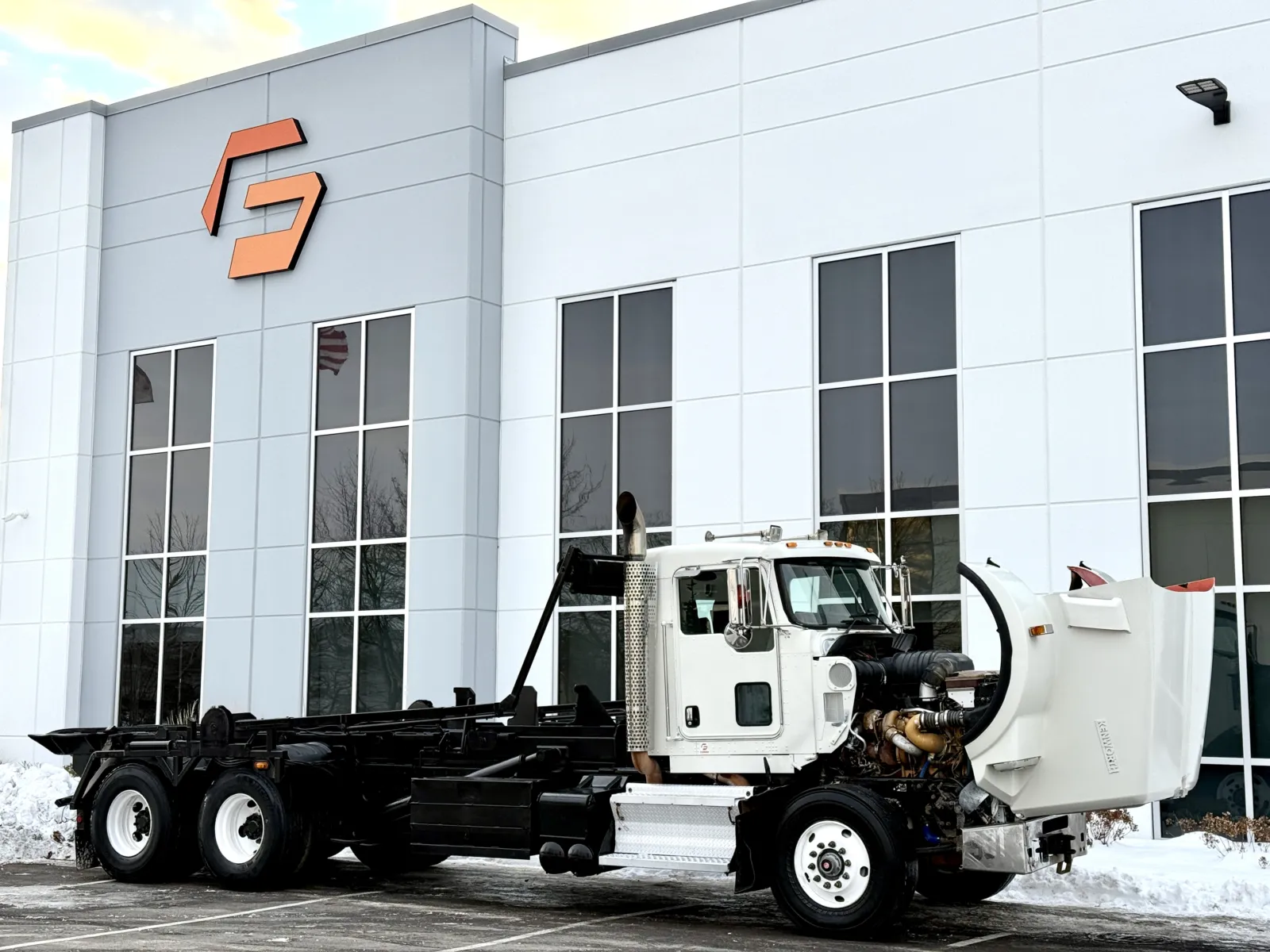 2008 Kenworth T800 - image 9