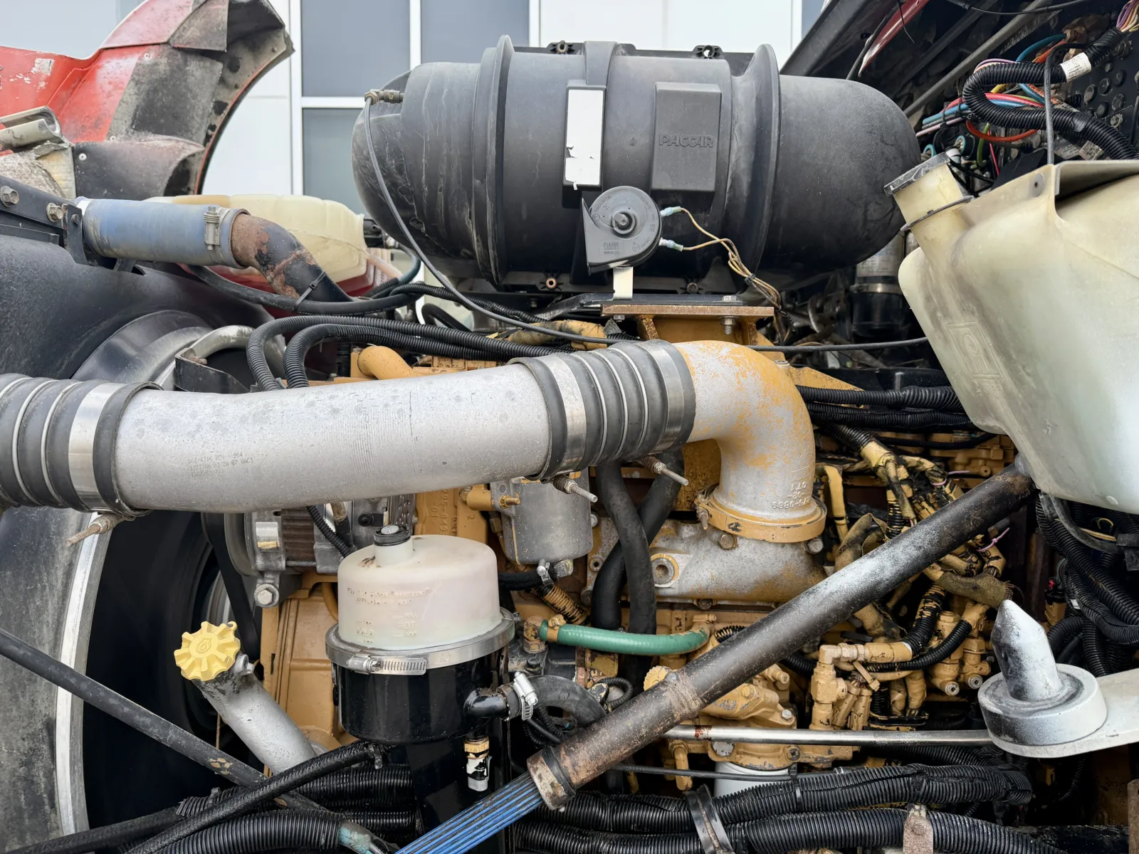 2008 Kenworth T800 - image 12