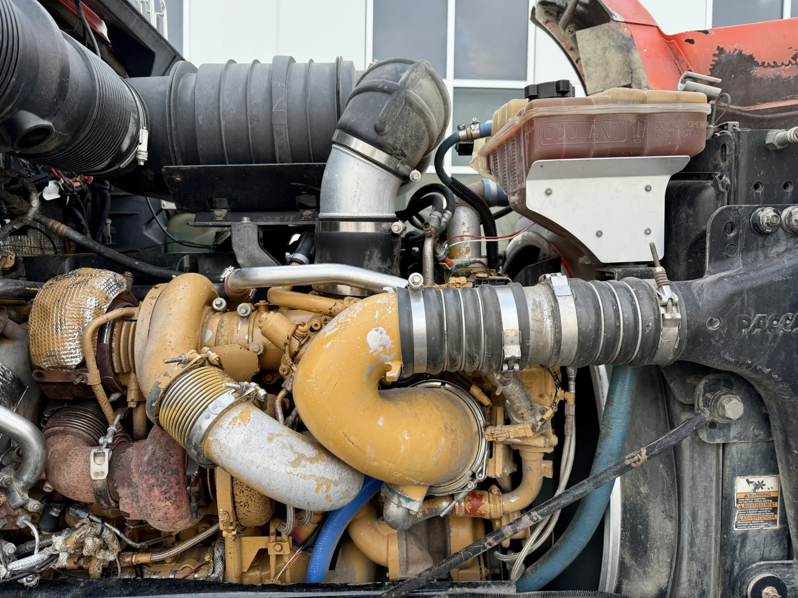 2008 Kenworth T800 - image 13