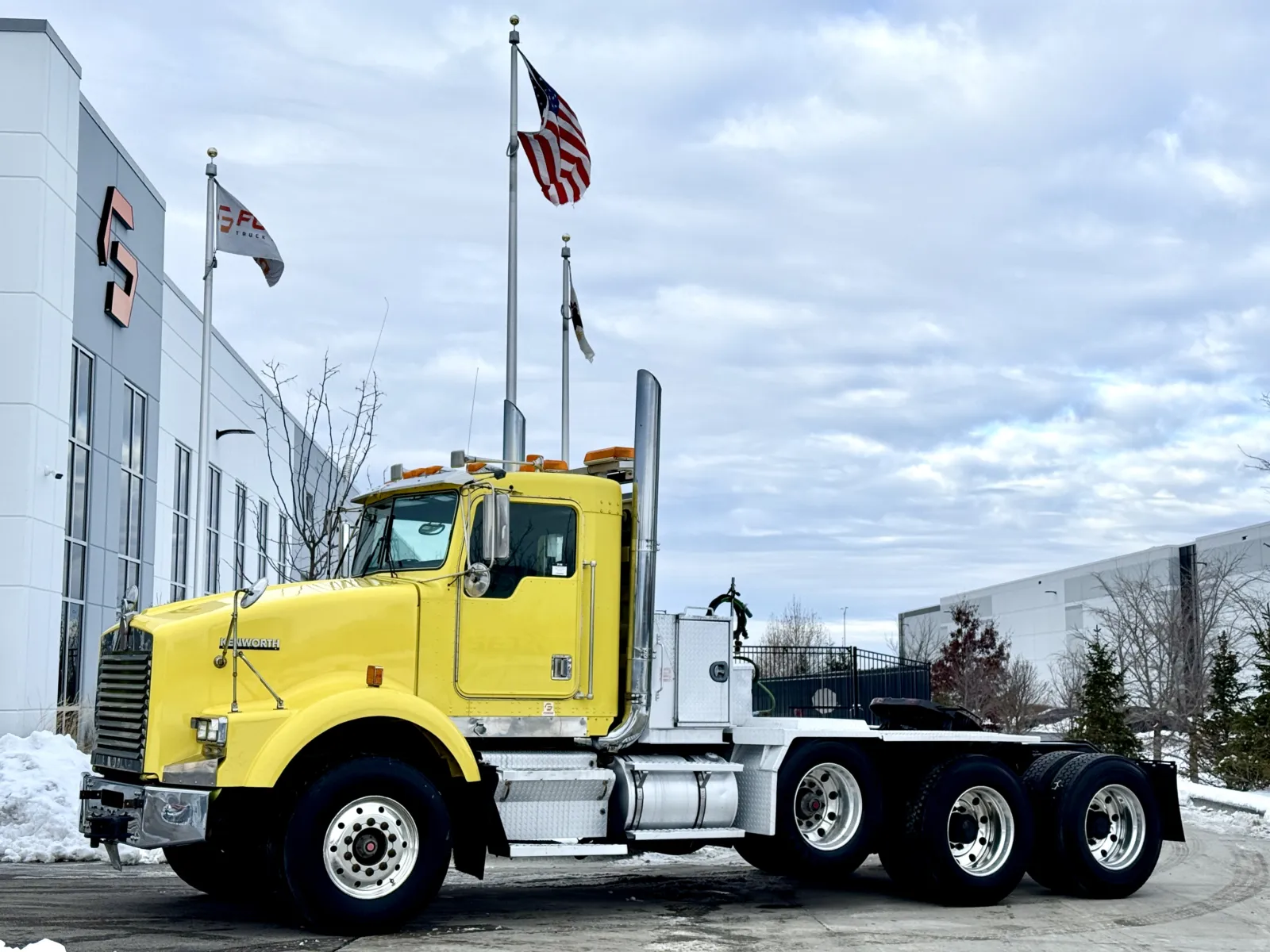 2000 KENWORTH T800 for sale in New Lenox, IL
