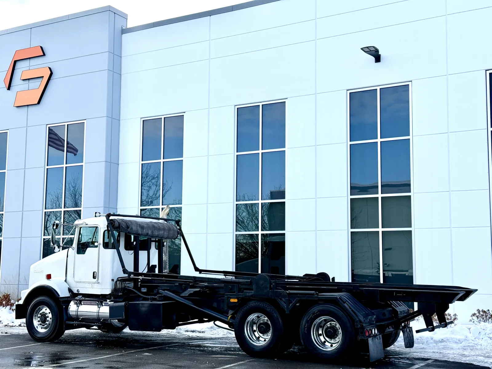 2009 Kenworth T800 - image 6