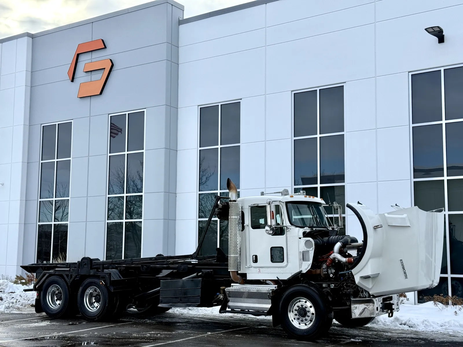 2009 Kenworth T800 - image 9