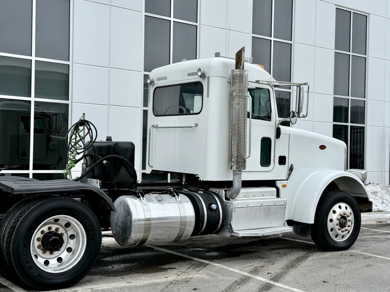 2015 Peterbilt - image 7