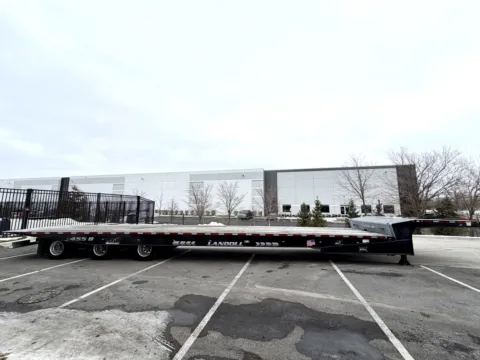 Another view of 2019 LANDOLL 455B for sale in New Lenox, IL at Forge Truck Centers - Illinois