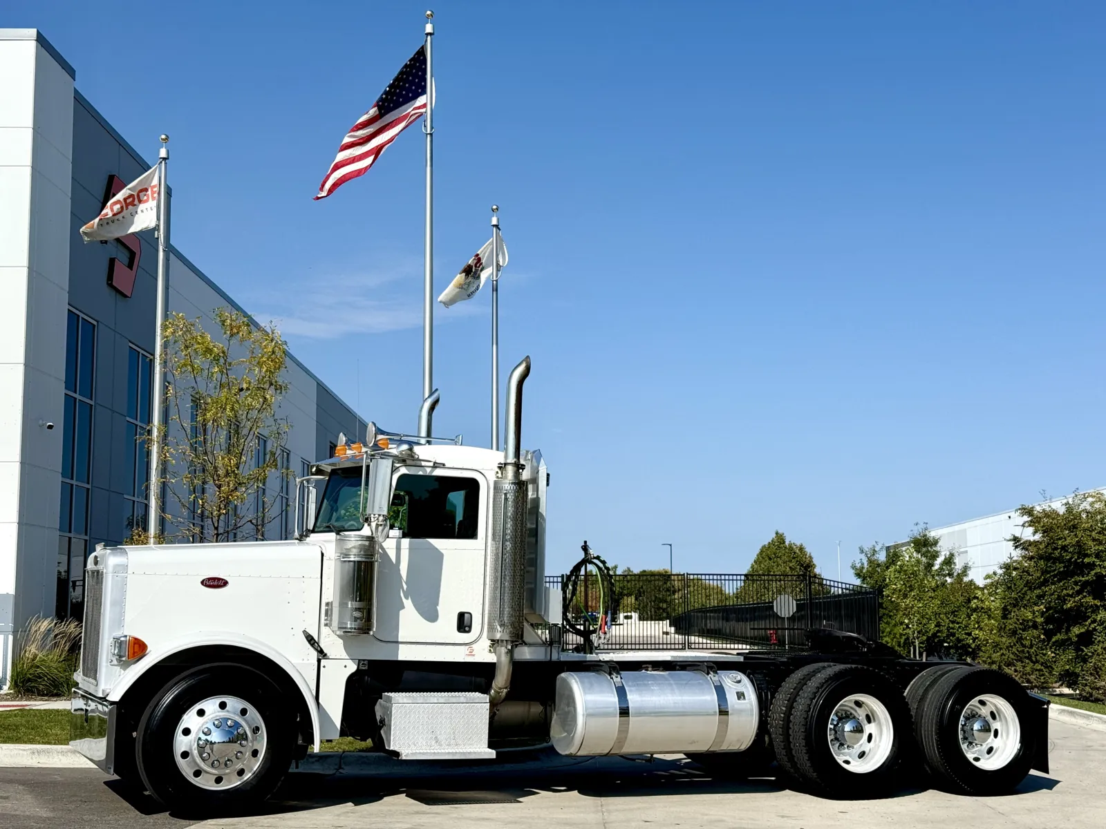 2007 PETERBILT 379 for sale in New Lenox, IL