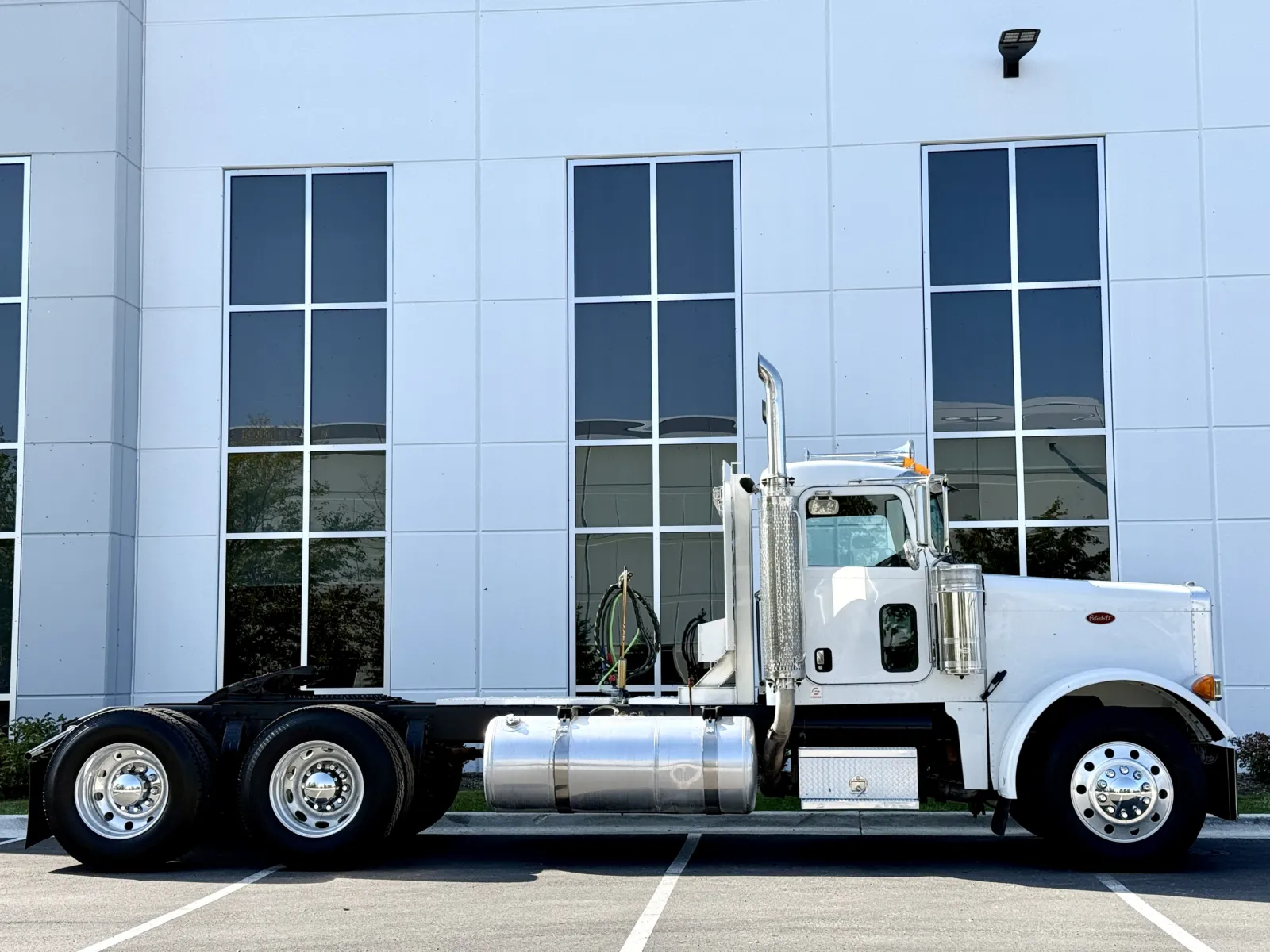 2007 Peterbilt - image 3
