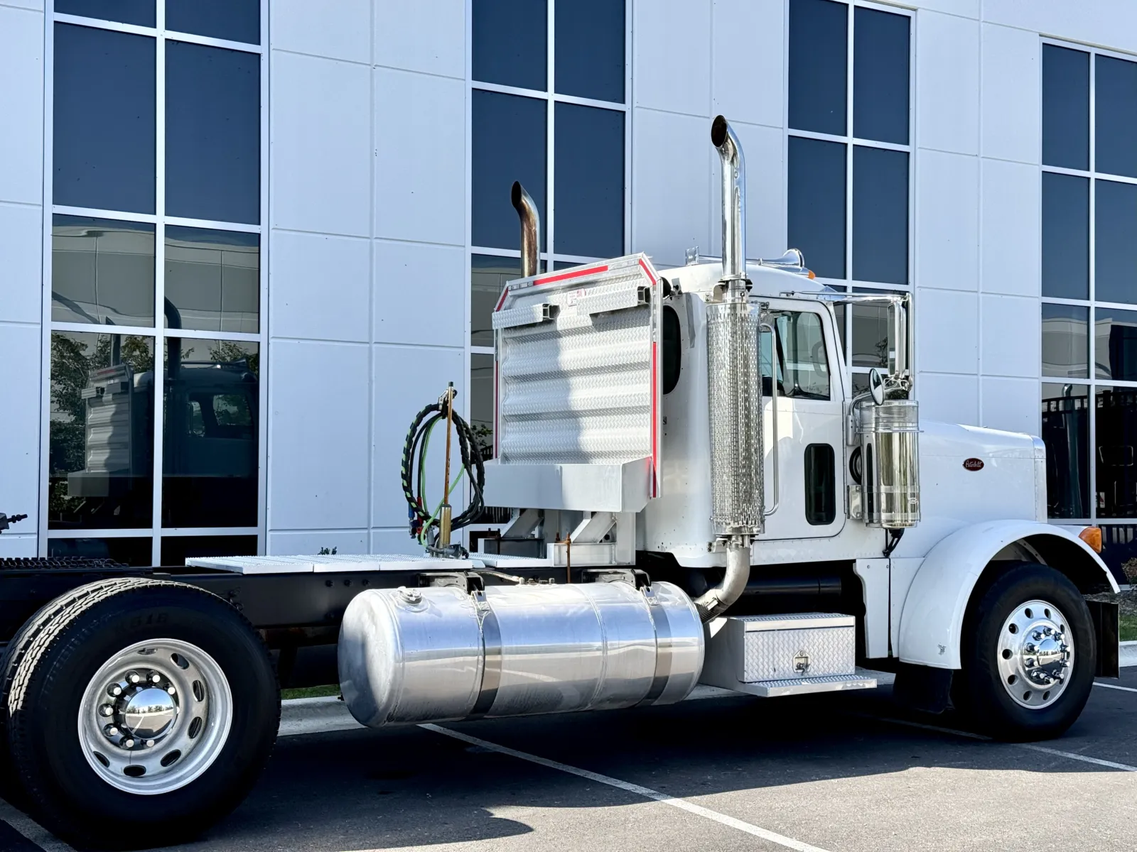 2007 Peterbilt - image 7