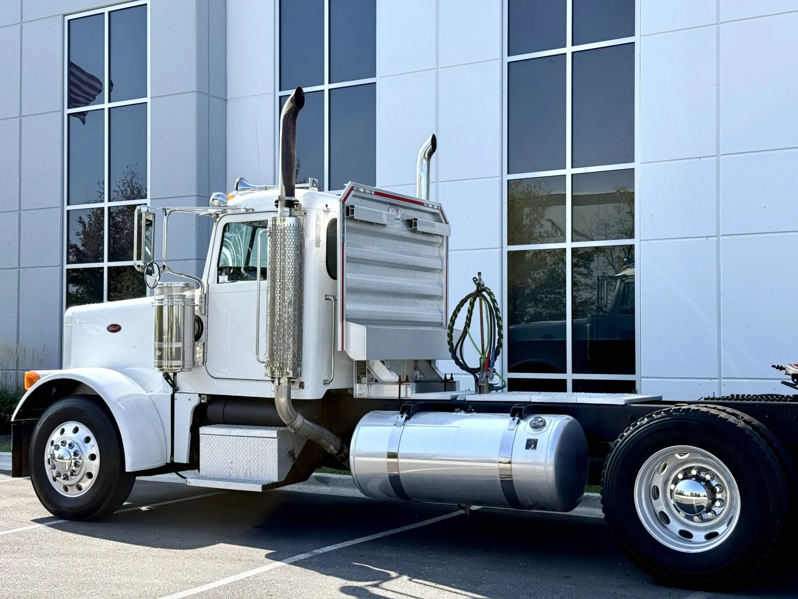 2007 Peterbilt - image 8