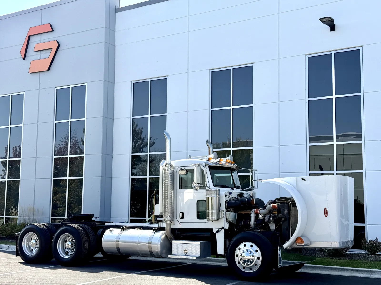 2007 Peterbilt - image 9