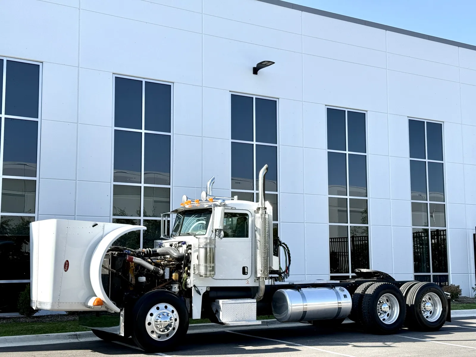 2007 Peterbilt - image 10