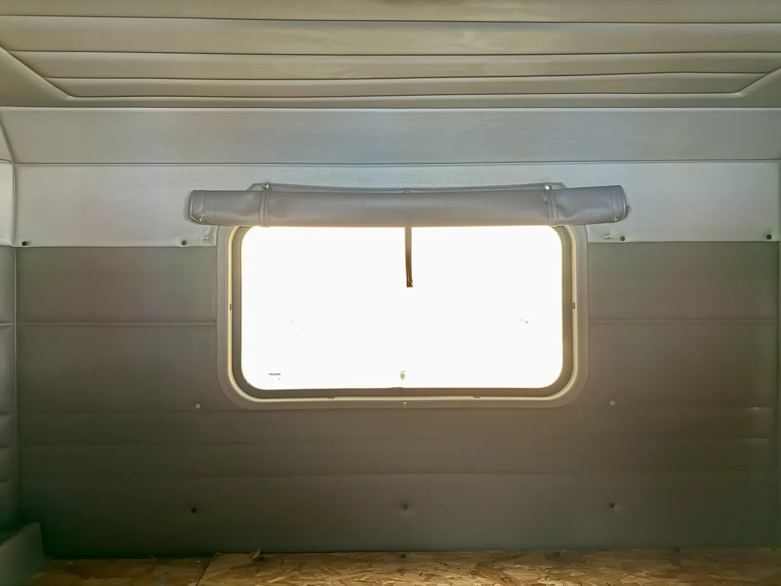 2005 Peterbilt - image 23