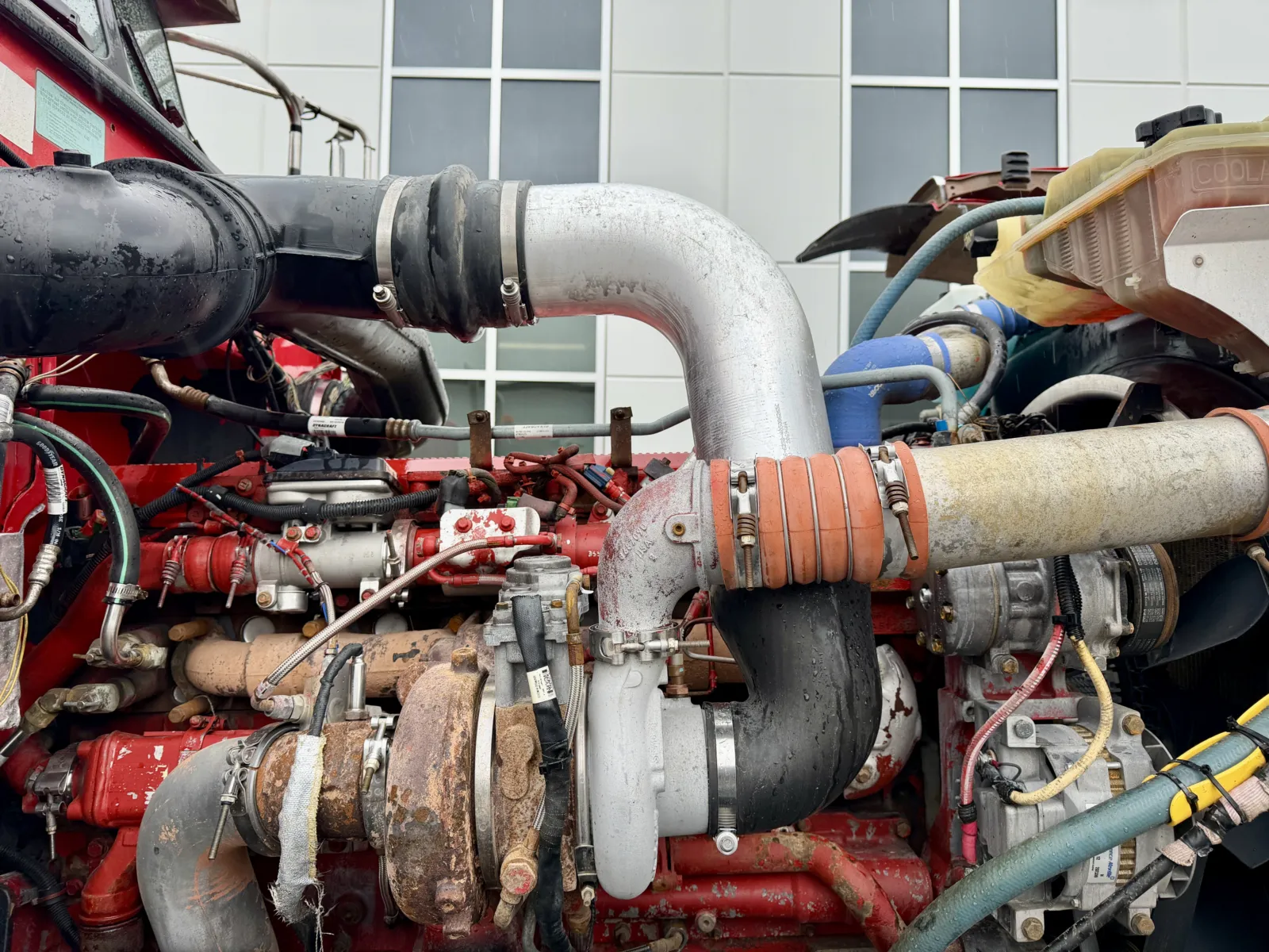 2012 Peterbilt - image 13