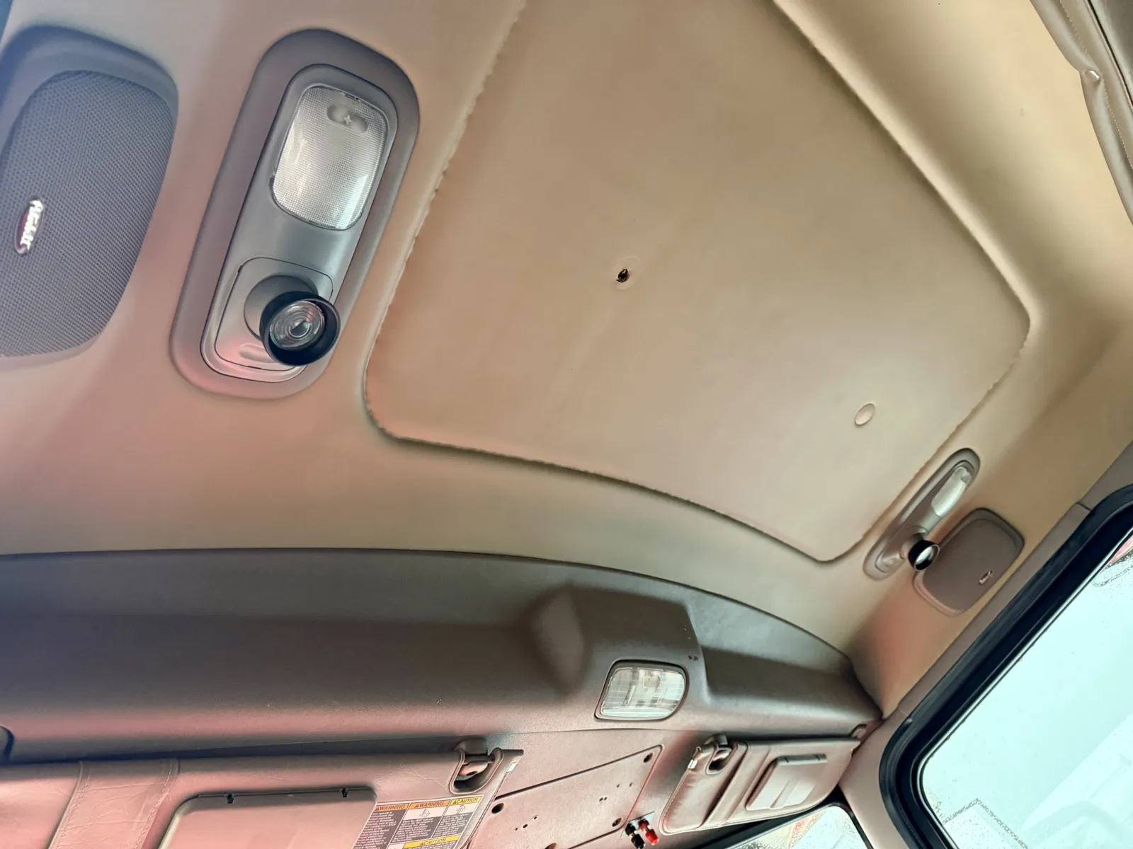 2012 Peterbilt - image 19