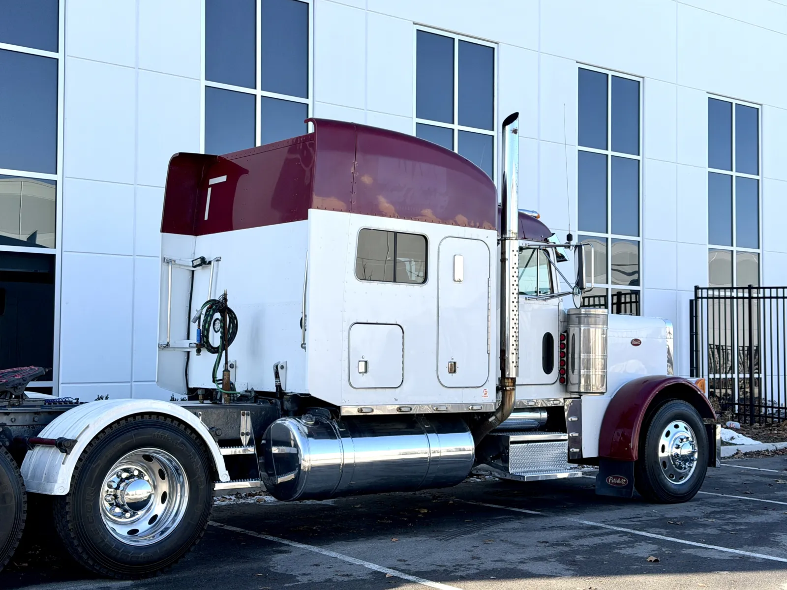 1998 Peterbilt - image 7