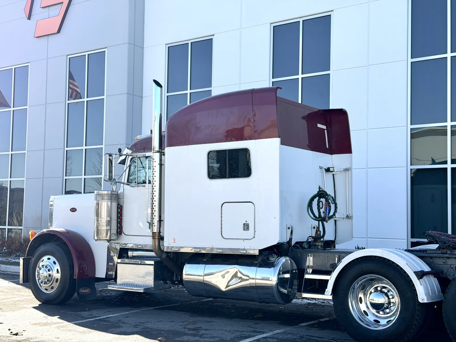 1998 Peterbilt - image 8