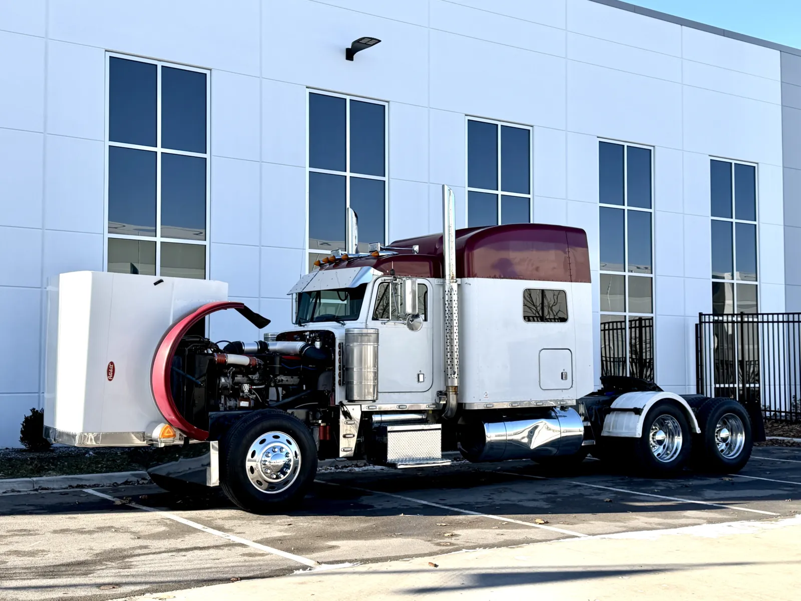 1998 Peterbilt - image 10