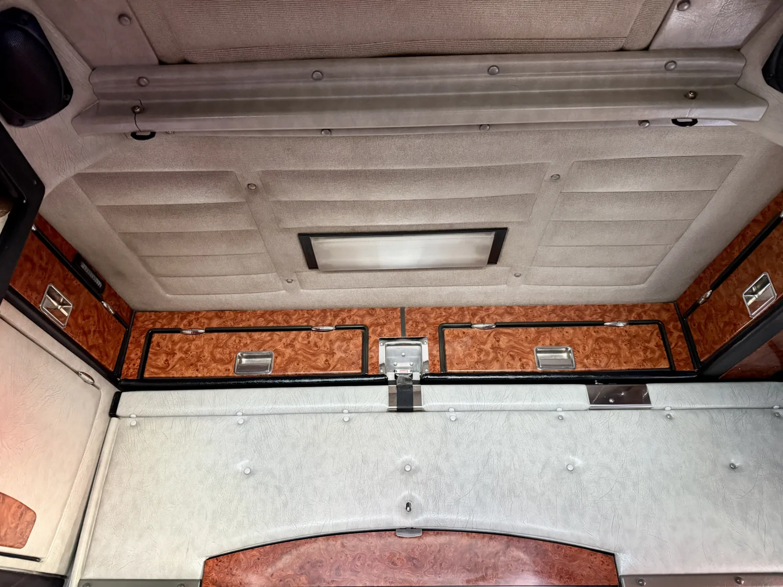 1998 Peterbilt - image 22