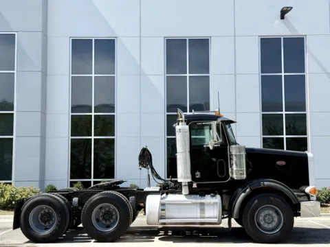 Another view of 2003 PETERBILT 357 for sale in New Lenox, IL at Forge Truck Centers - Illinois
