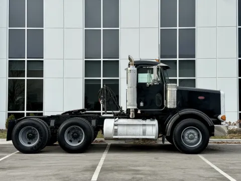 Another view of 2003 PETERBILT 357 for sale in New Lenox, IL at Forge Truck Centers - Illinois