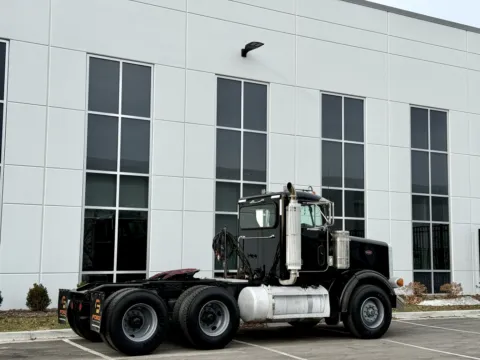 More photos of 2003 PETERBILT 357 at Forge Truck Centers - Illinois, IL
