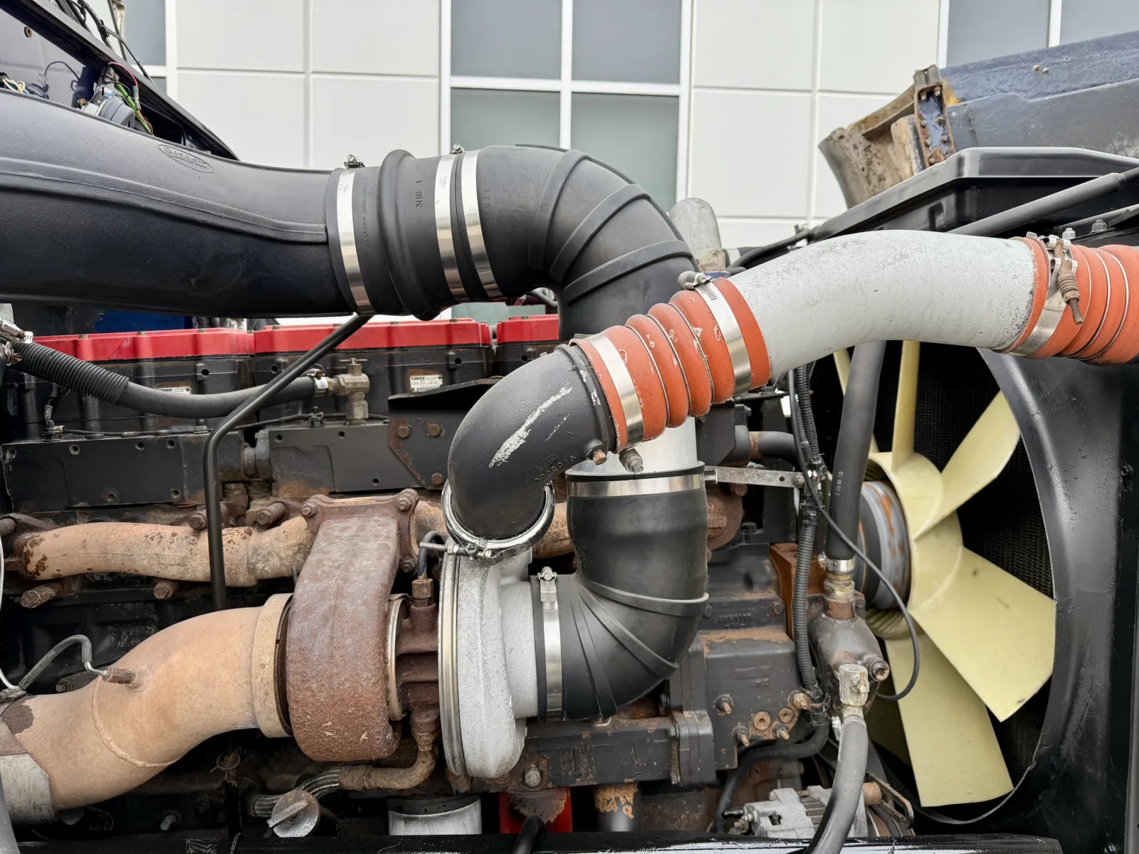 2003 Peterbilt - image 13