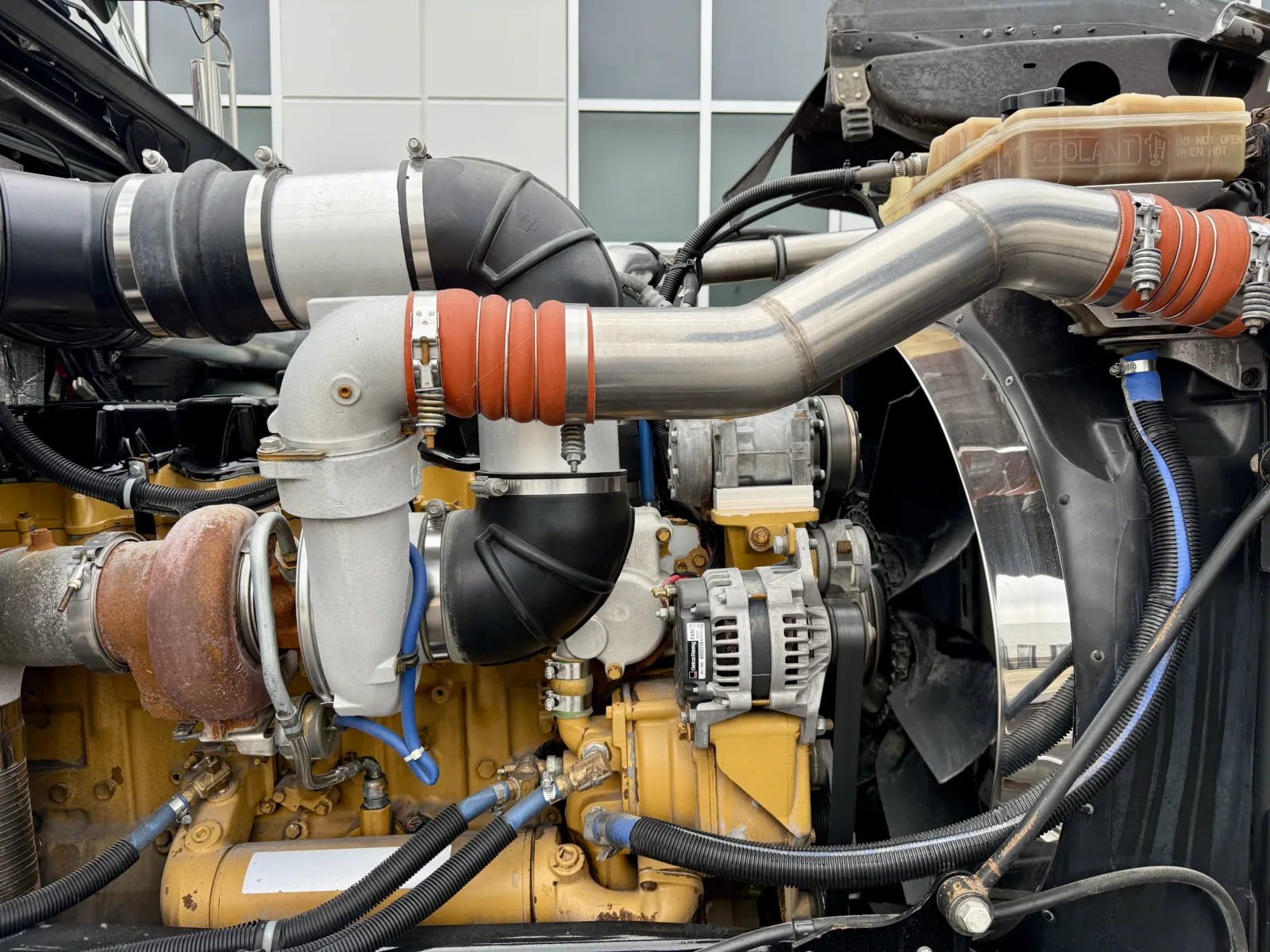 2018 Kenworth W900 - image 13