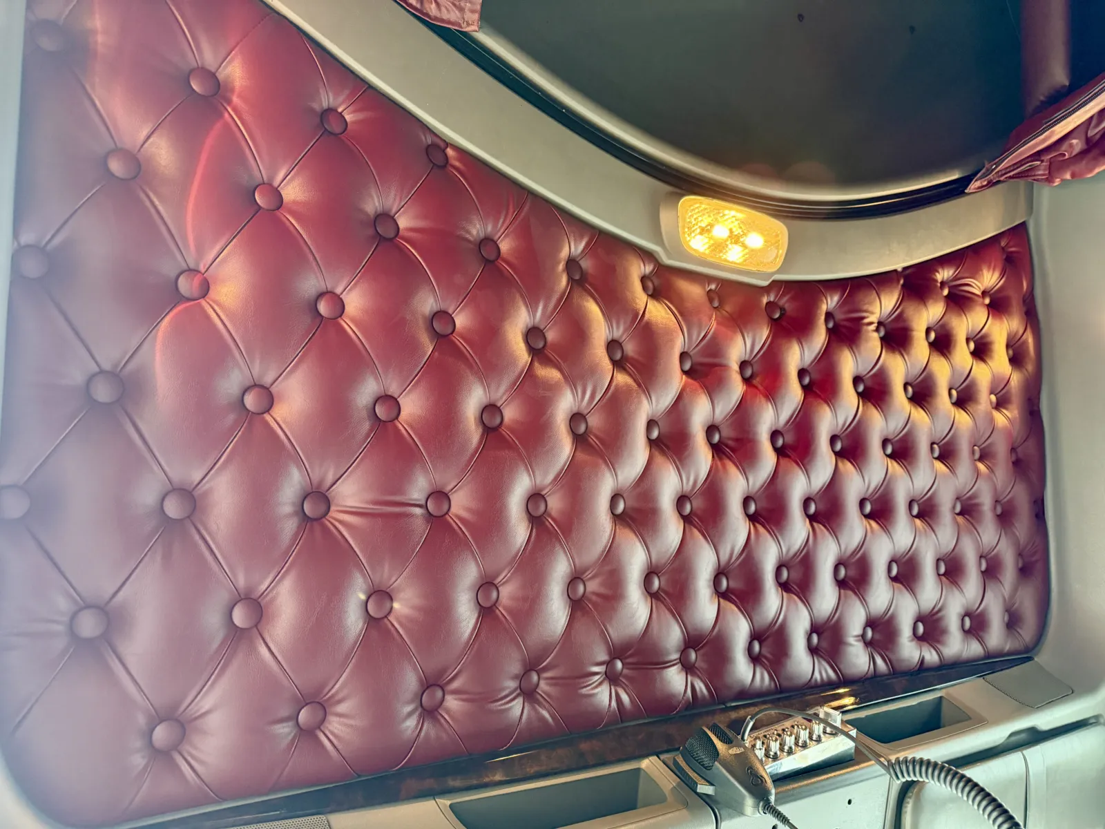 2018 Kenworth W900 - image 21