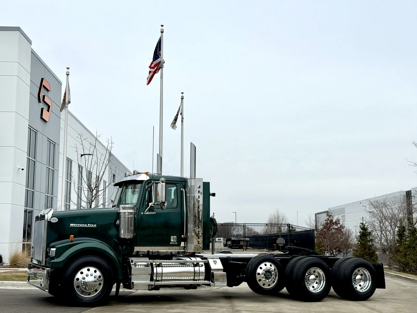 2021 WESTERN STAR 4900 for sale in New Lenox, IL