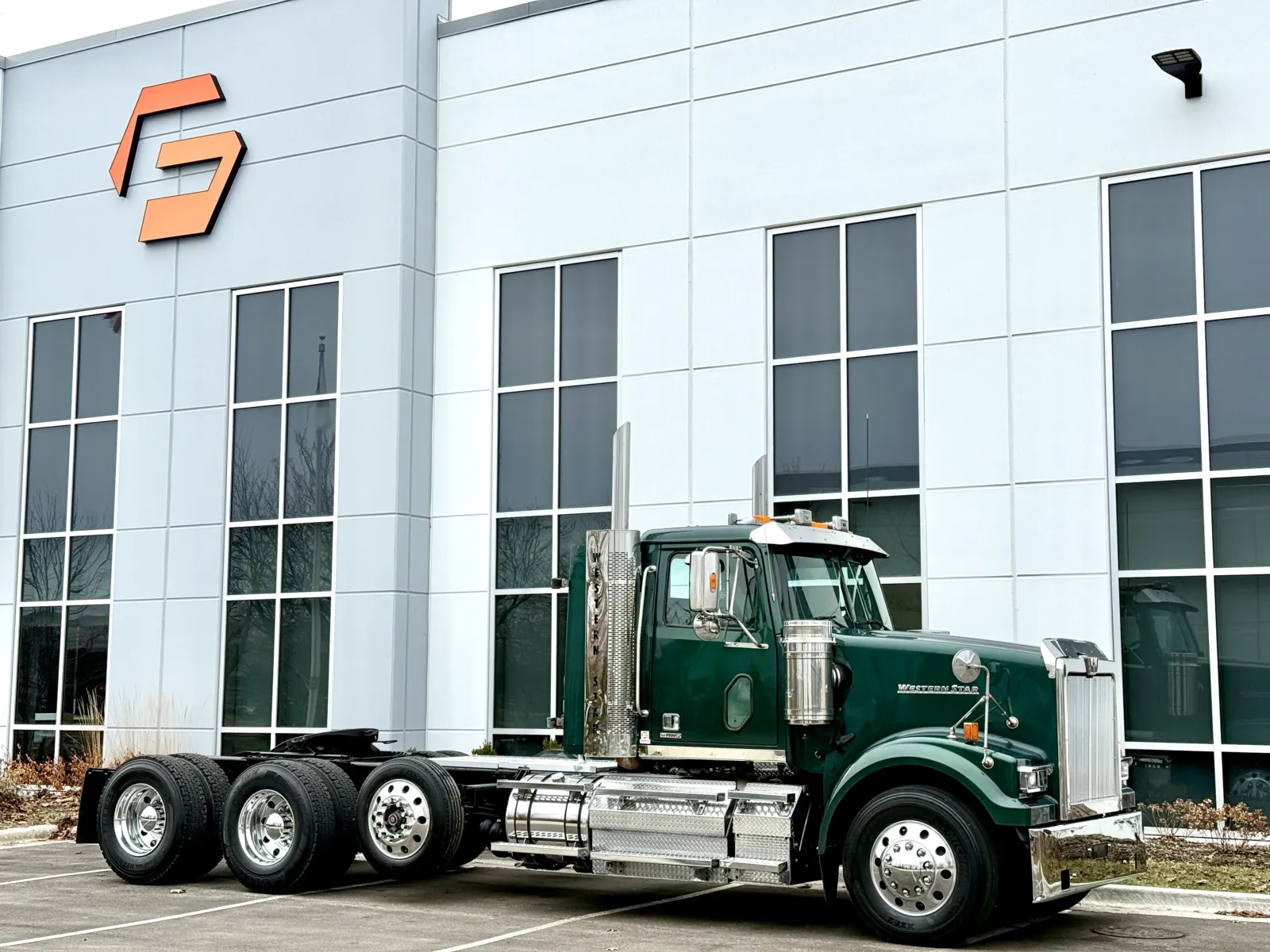 2021 Western Star 4900 - image 2