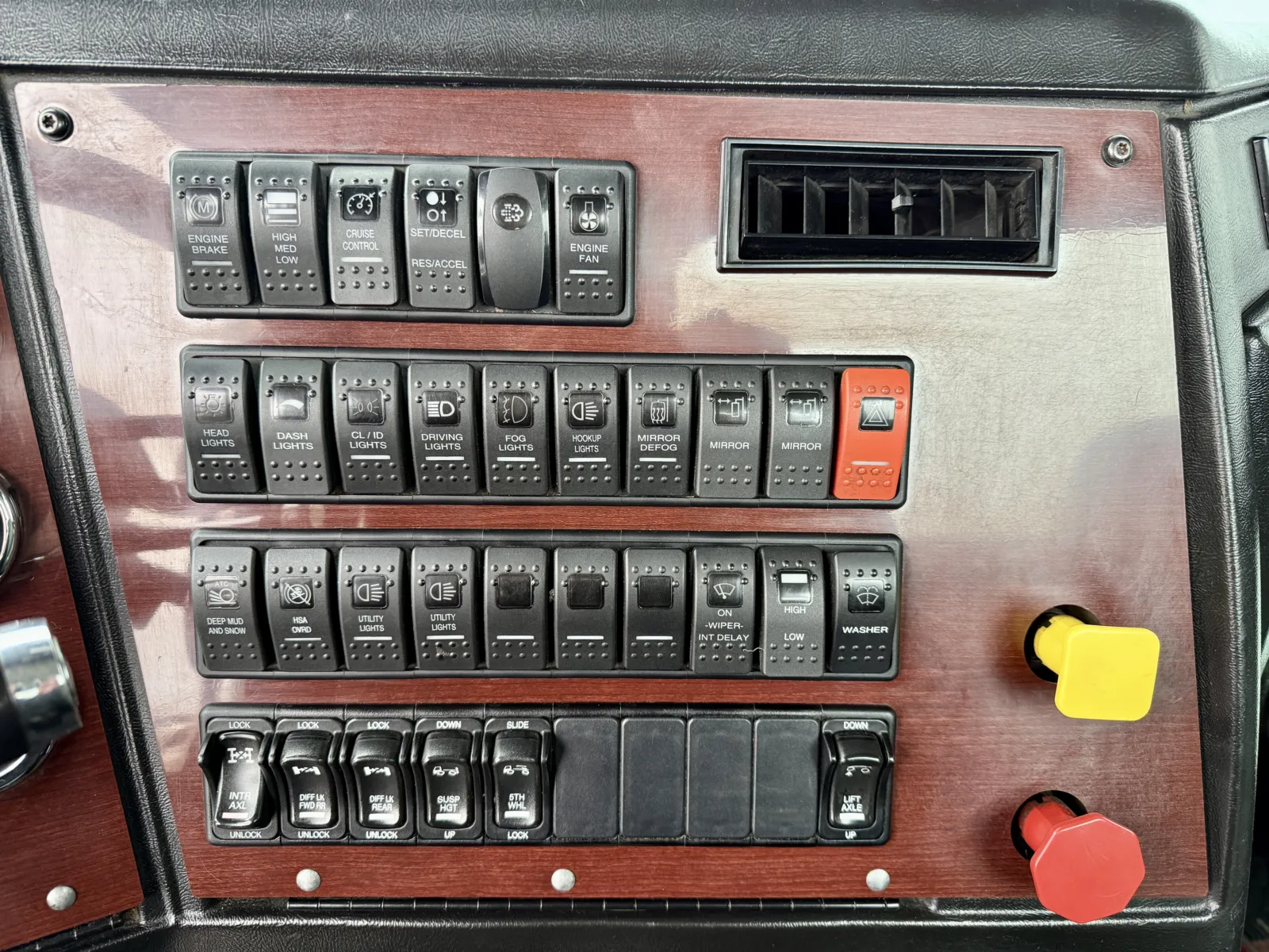 2021 Western Star 4900 - image 17