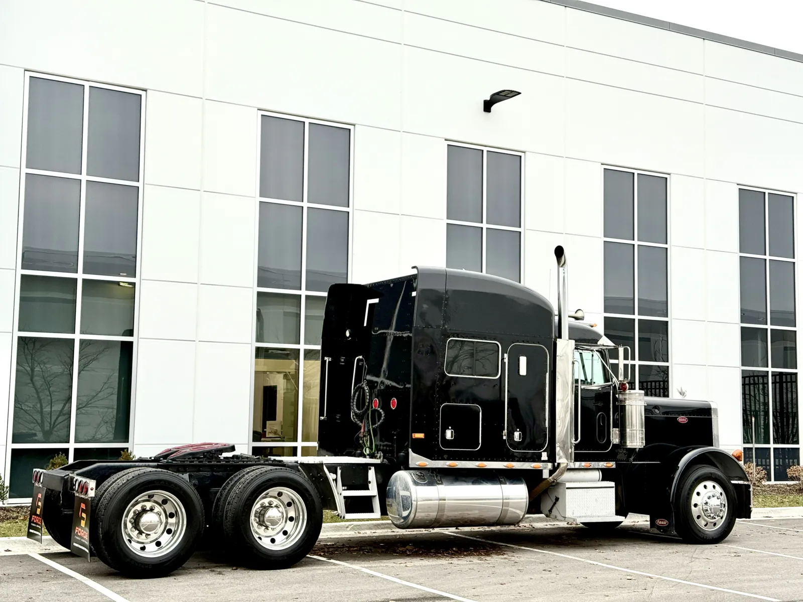 2000 Peterbilt - image 5